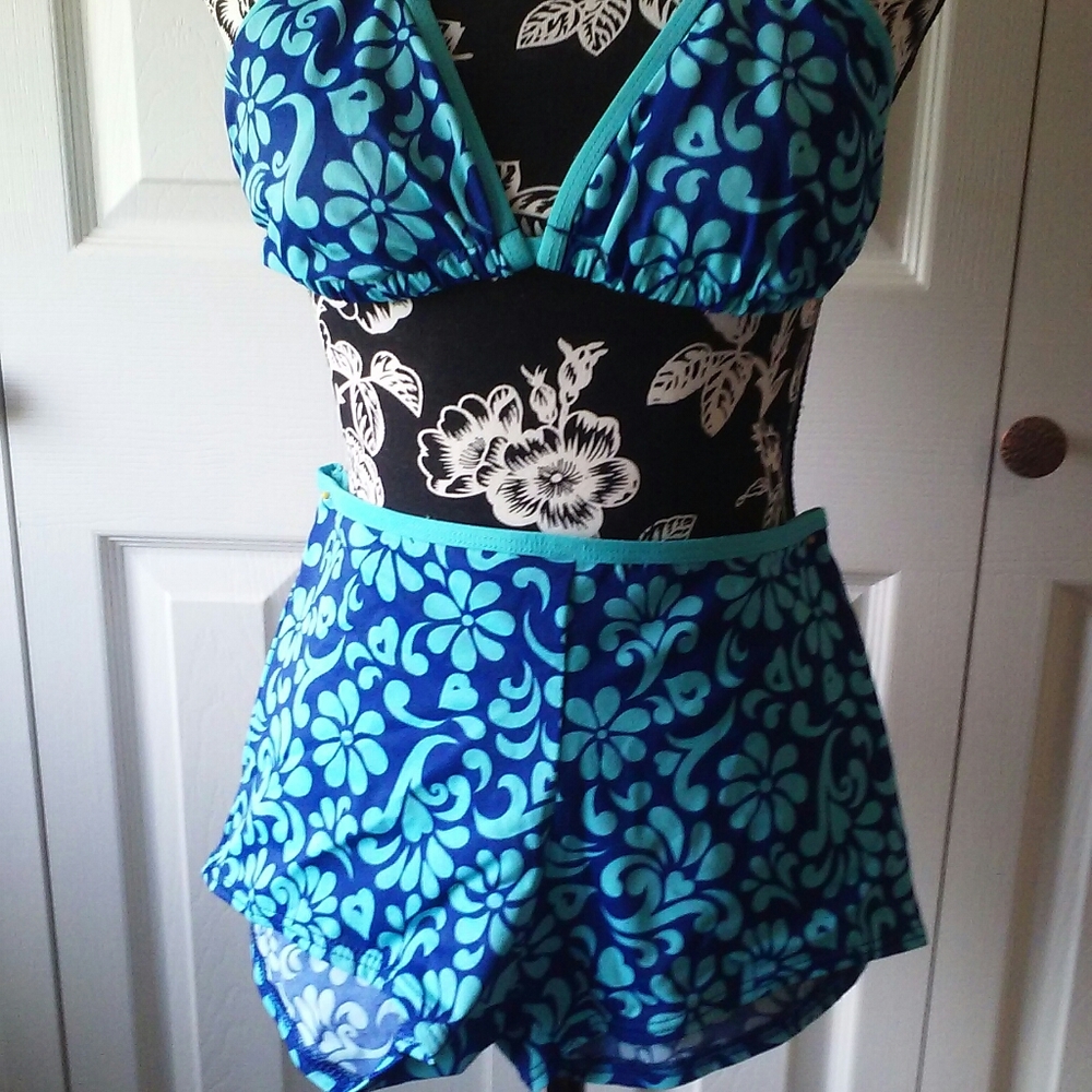 Boy shorts 2 pc swimsuit
